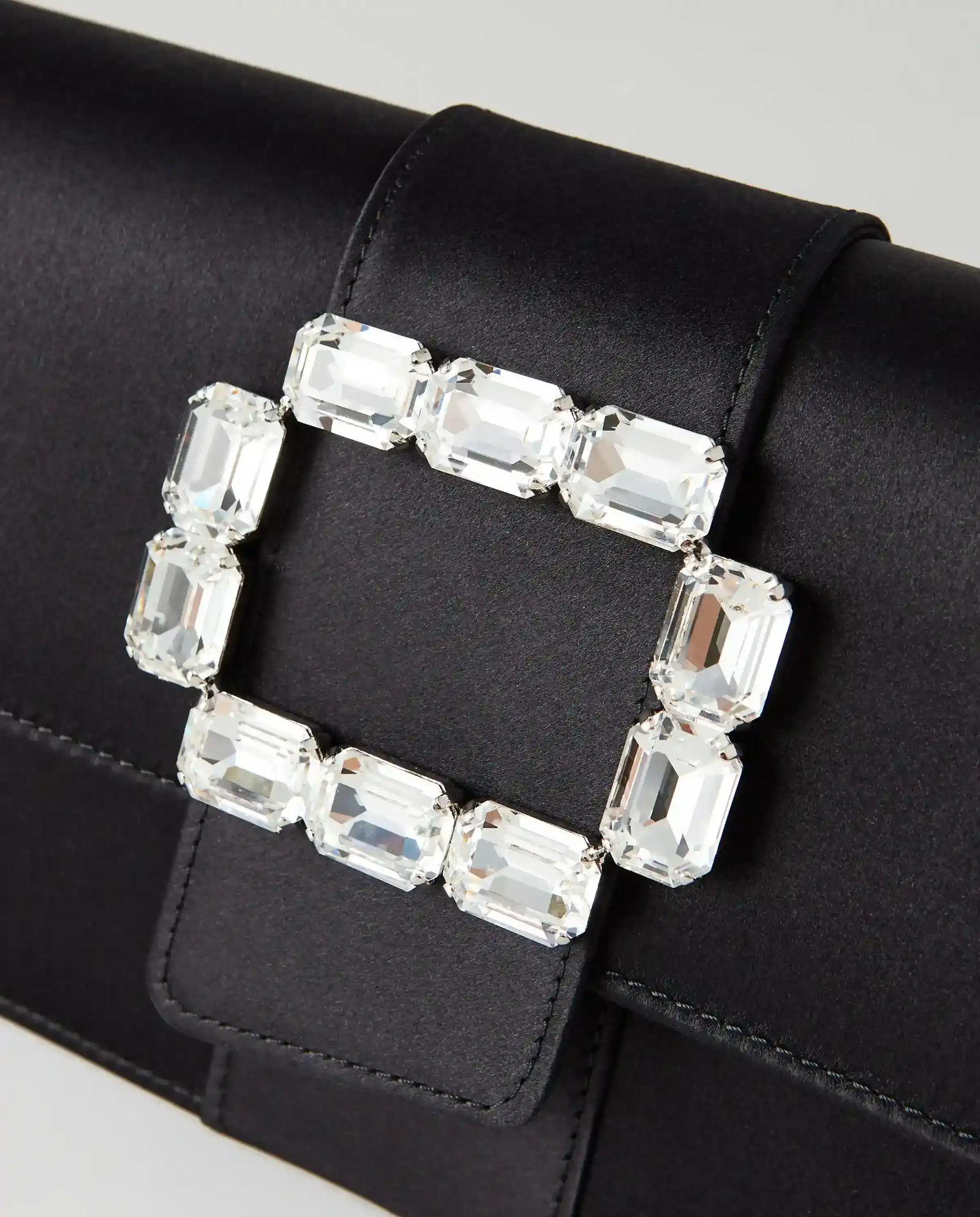 Czarna satynowa kopertówka Maycapjou ‌ - Image #2