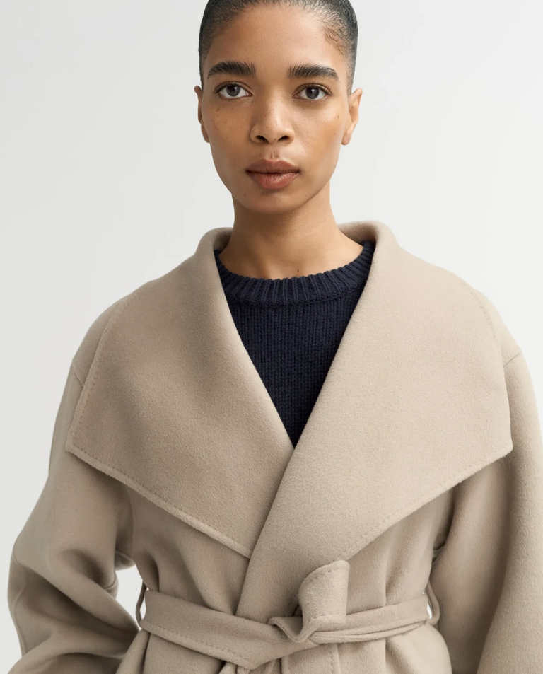 Długi beżowy płaszcz - Image #4