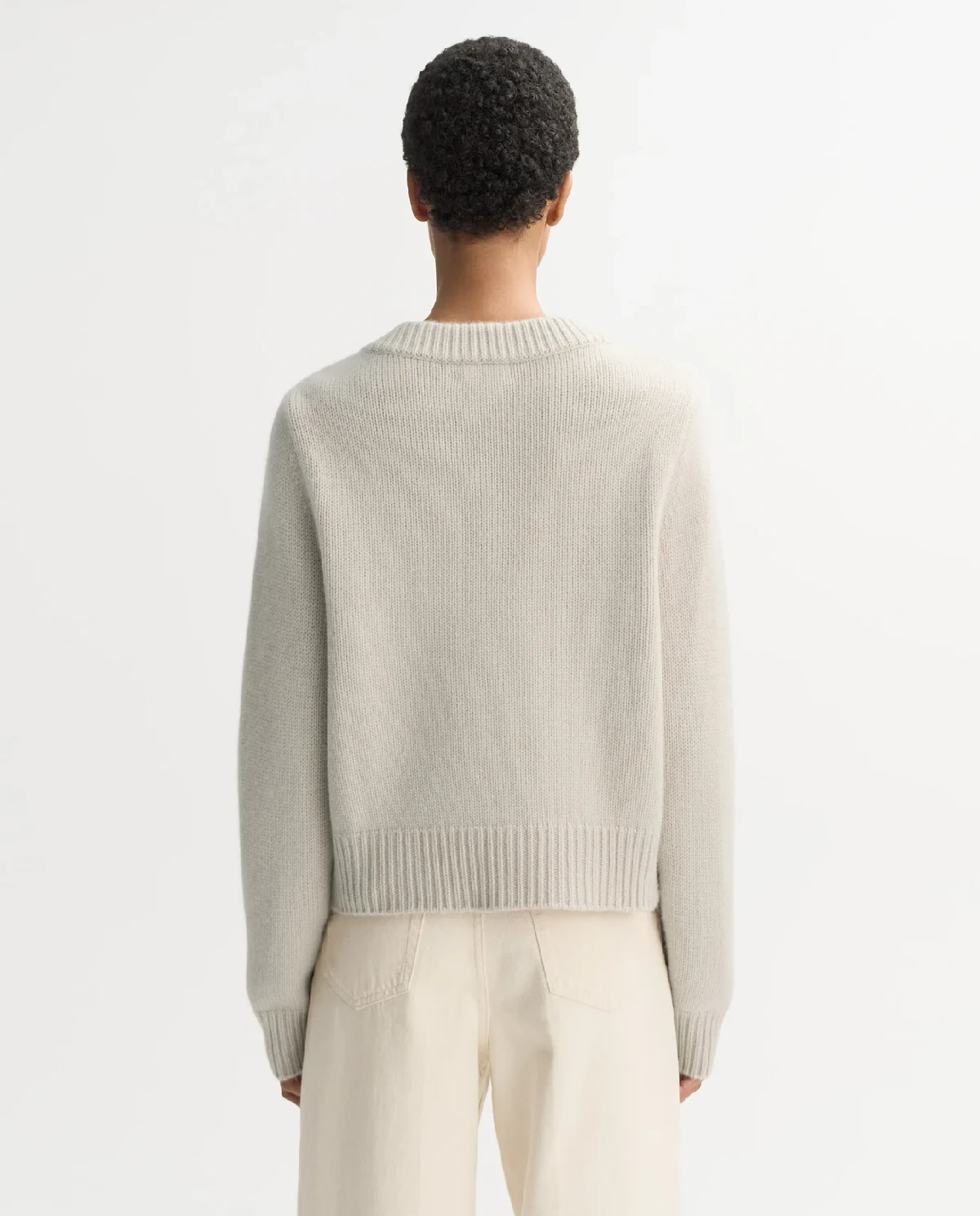 Kaszmirowy sweter z dekoltem w serek - Image #3