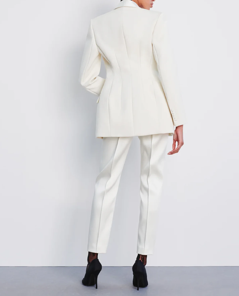 Biała marynarka typu smoking - Image #3