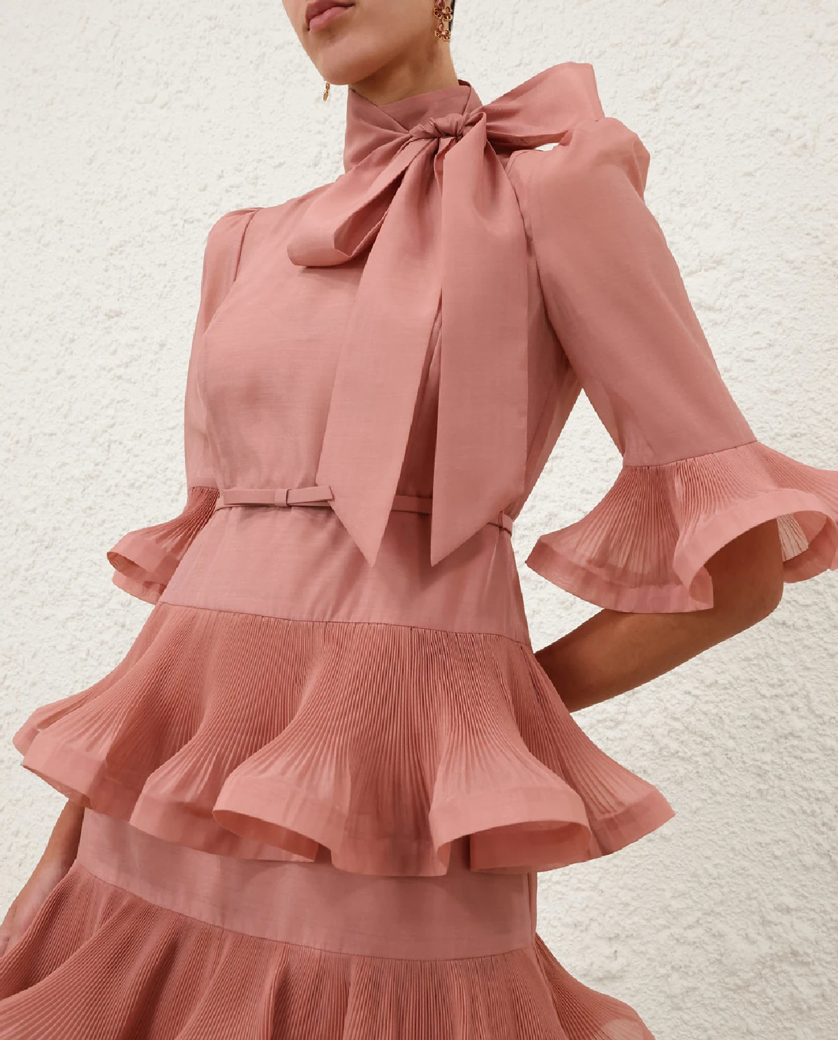 Ciemnoróżowa sukienka z falbanami - Image #4