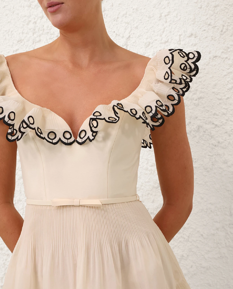 Kremowa sukienka mini z falbankami - Image #4