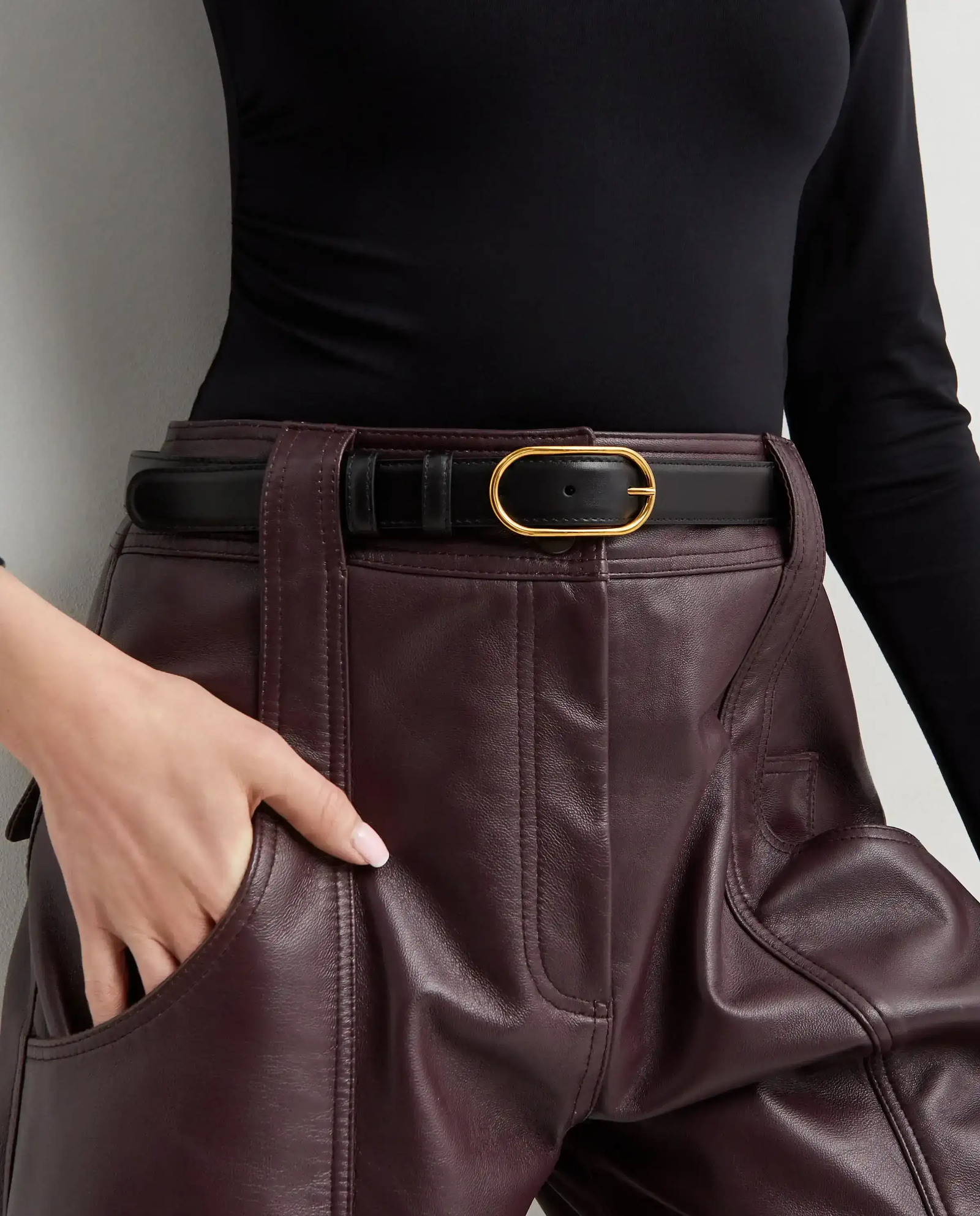 Czarny skórzany pasek - Image #1