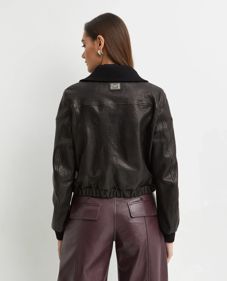 Czarna skórzana kurtka - Image #2