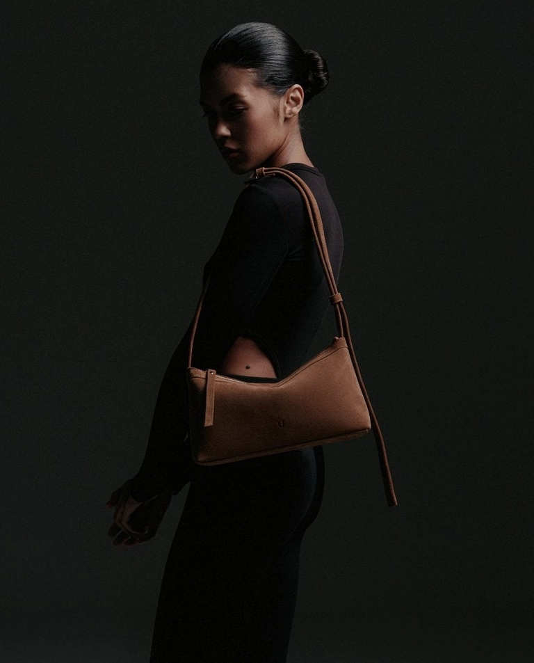 Skórzana torebka na ramię Anny Toffee - Image #3