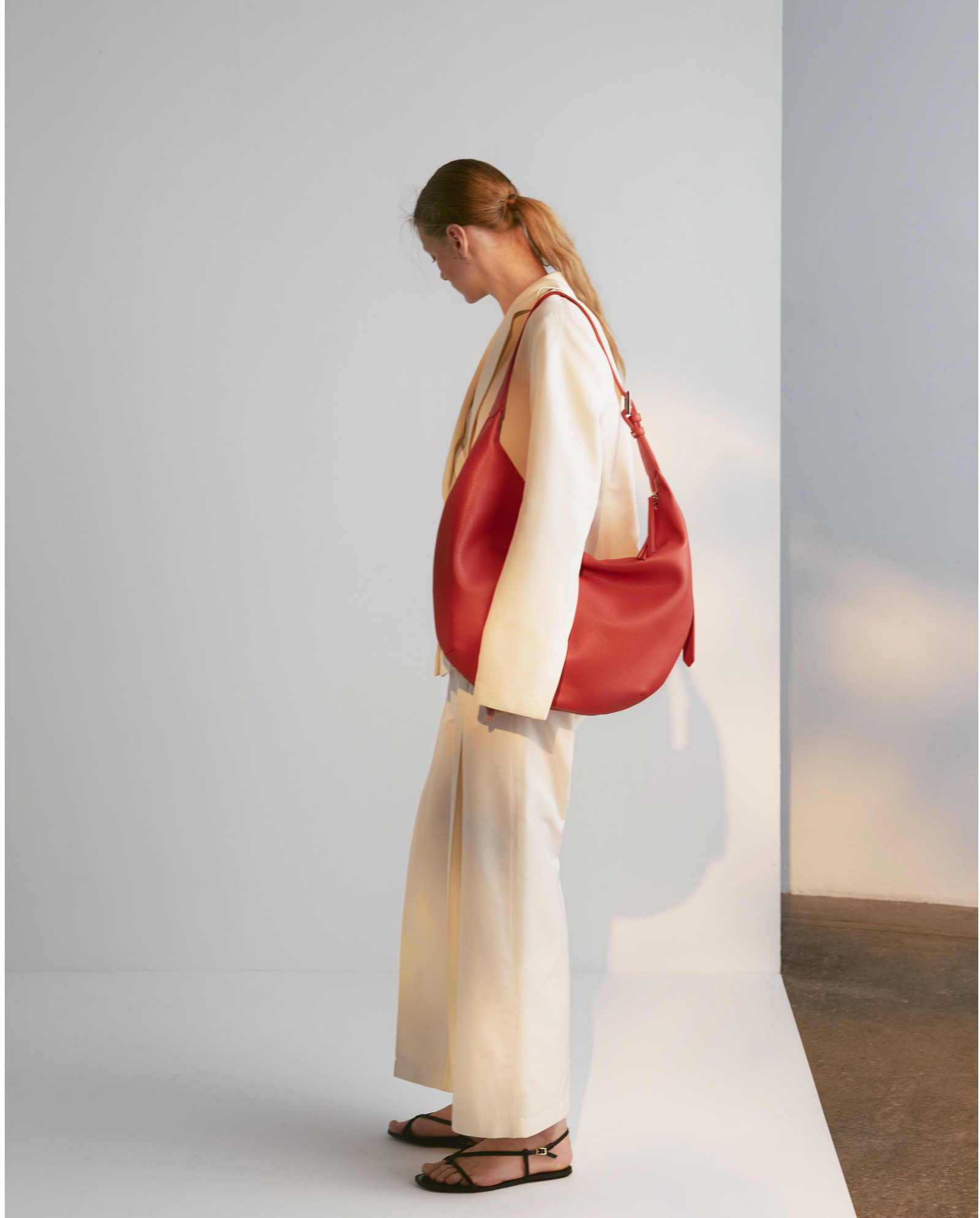 Czerwona torba na ramię Hobo Drop - Image #1