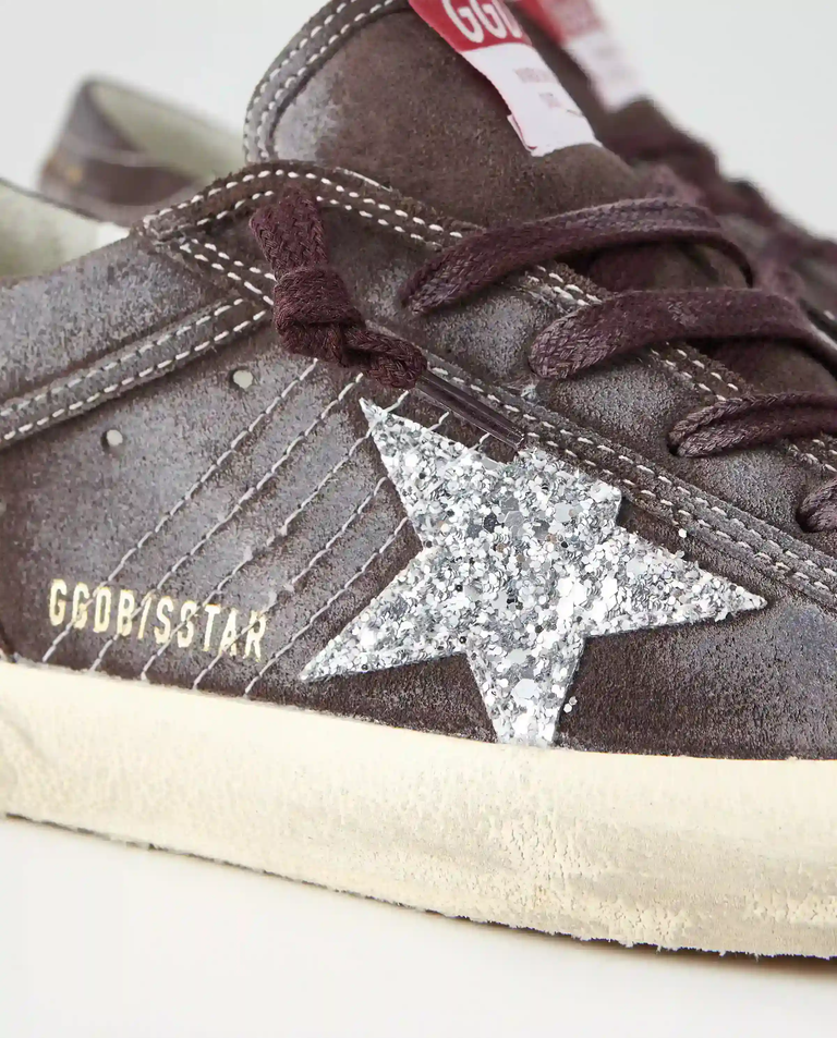 Brązowe zamszowe sneakersy Superstar - Image #4