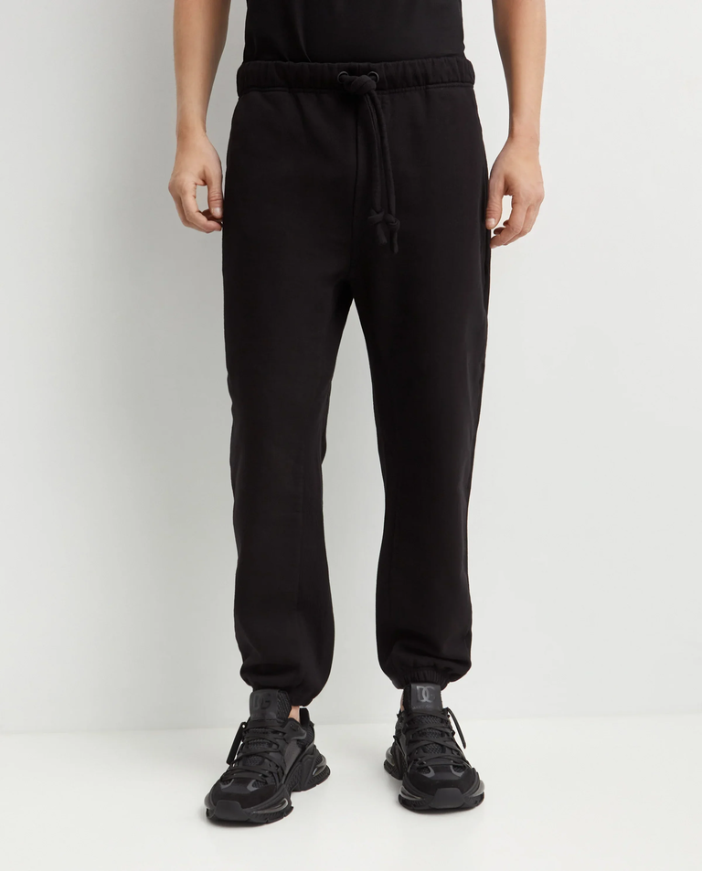 Czarne spodnie dresowe