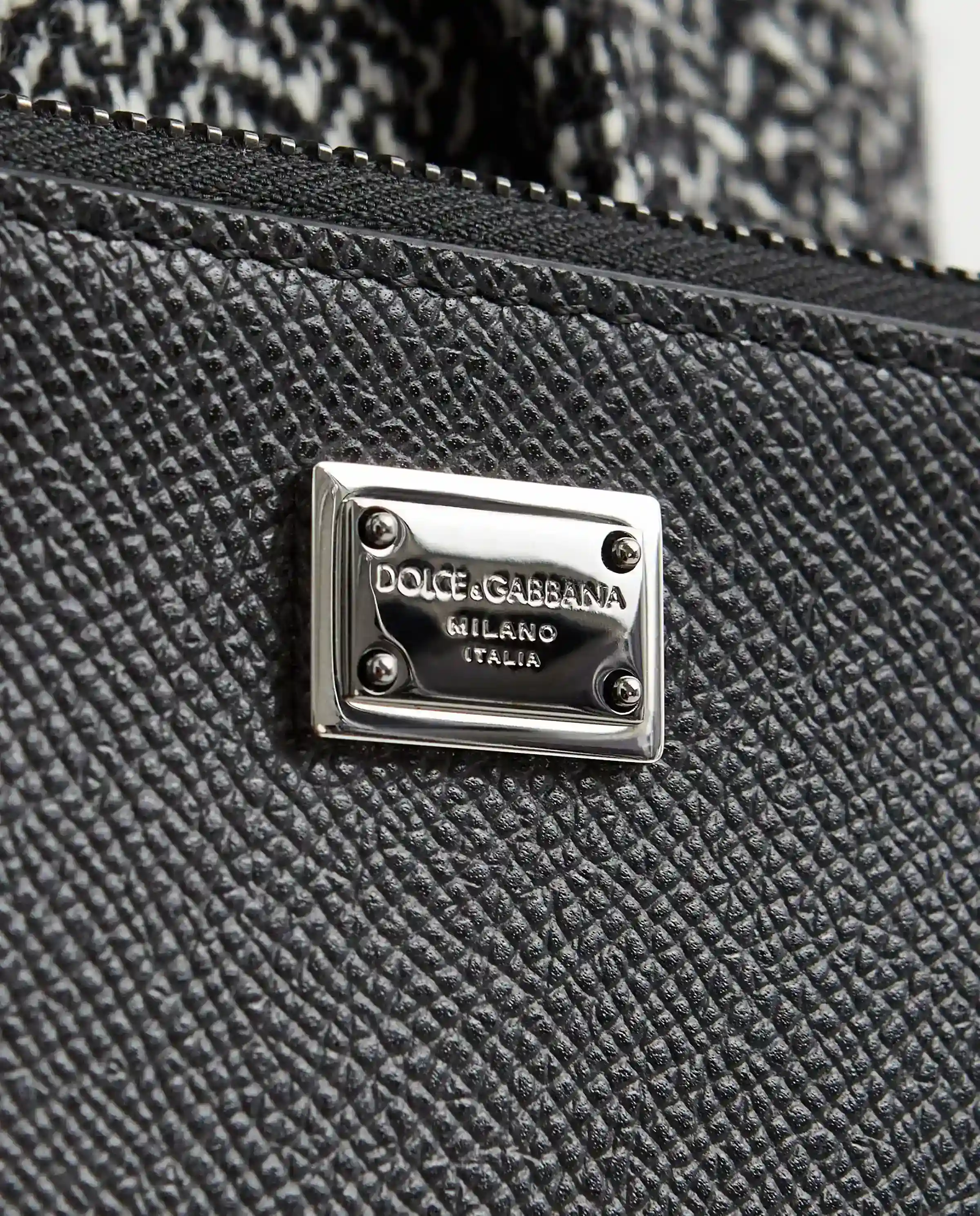 Czarna skórzana saszetka Sicily - Image #6