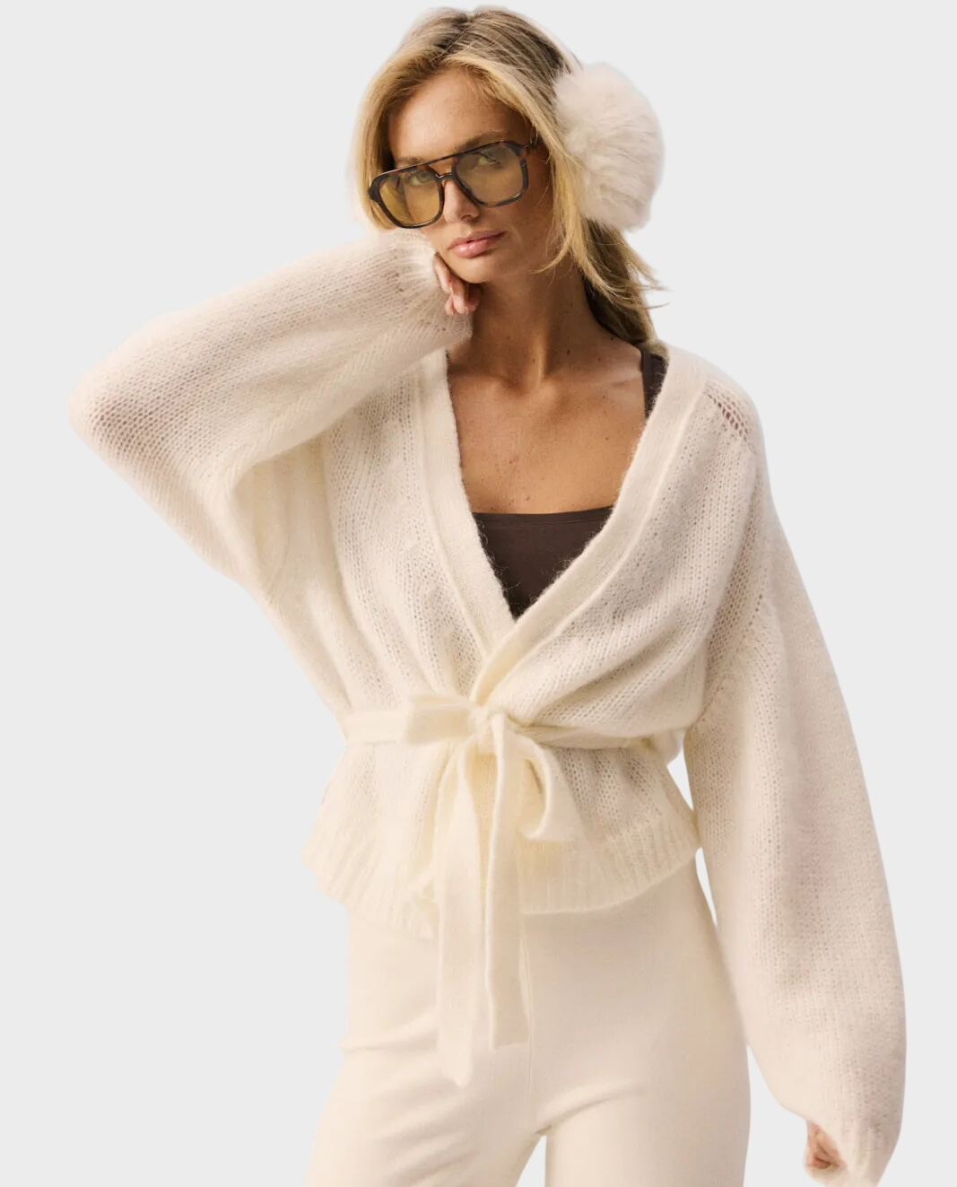 Kremowy sweter Maud - Image #0