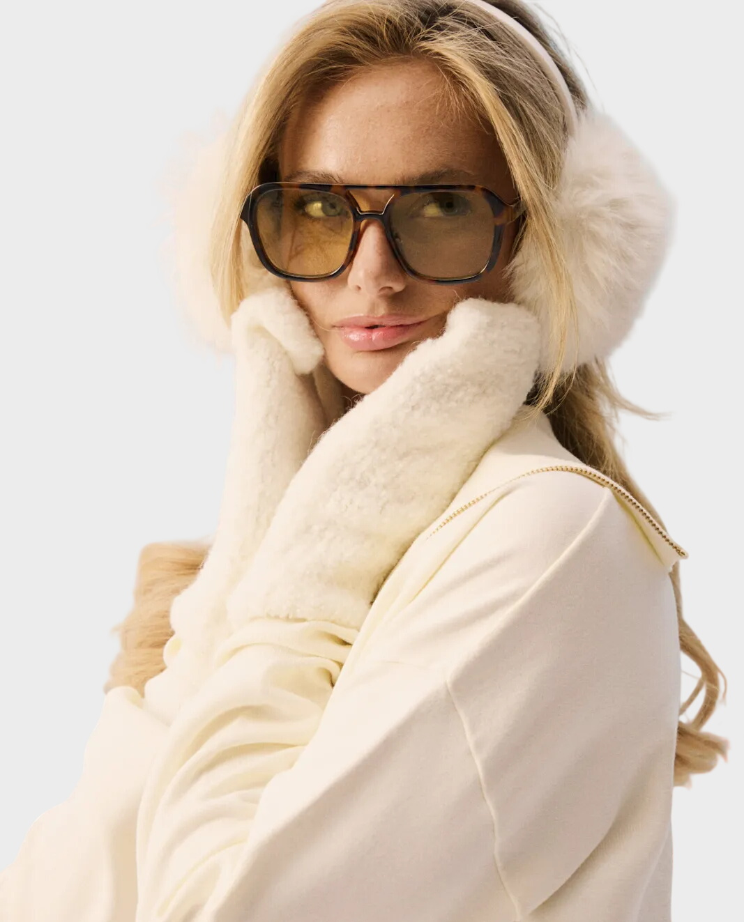 Białe rękawiczki z wełną - Image #0