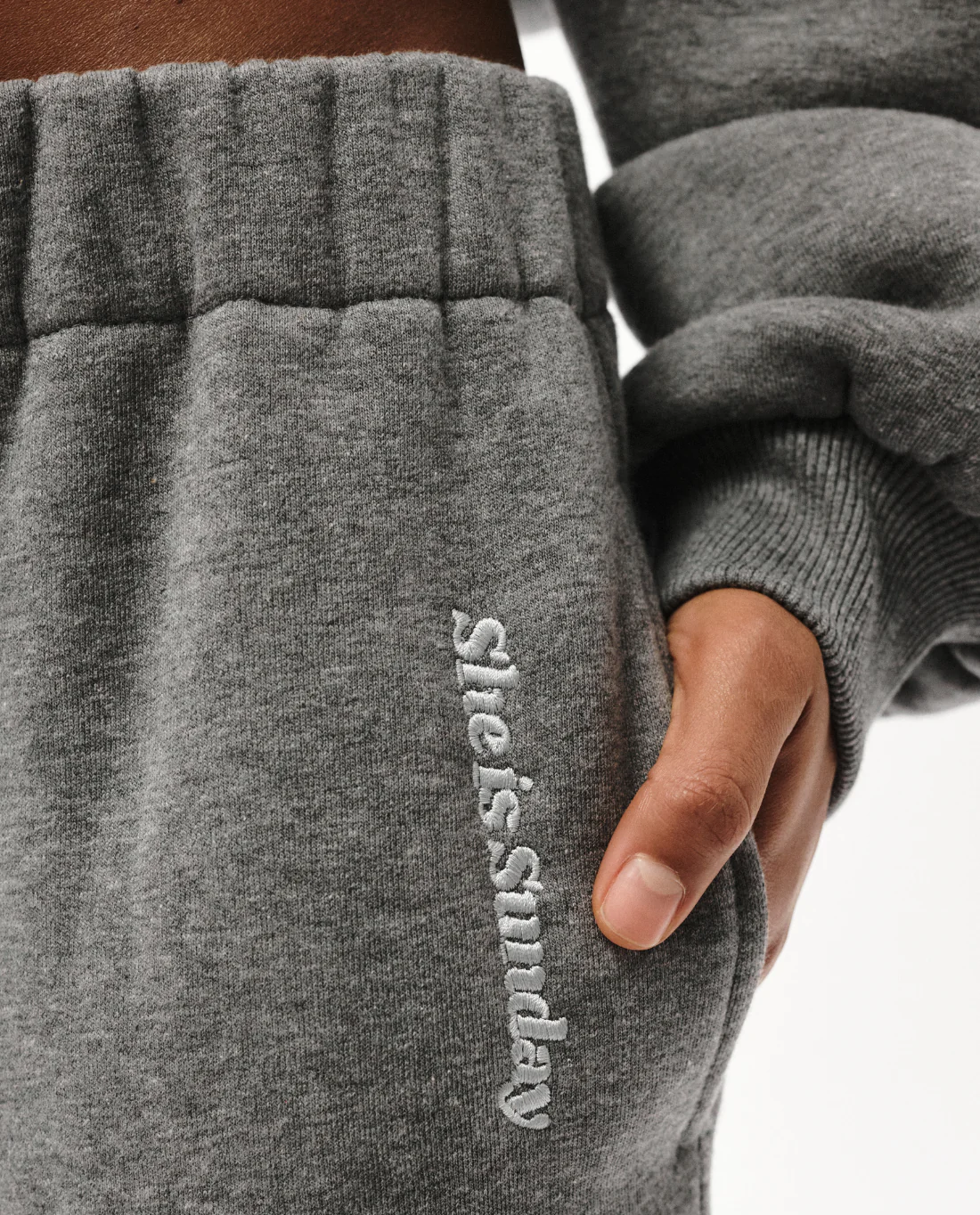 Szare spodnie dresowe Domenica - Image #4