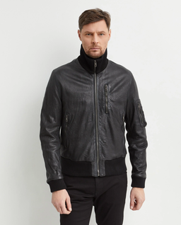 Czarna skórzana kurtka - Image #0