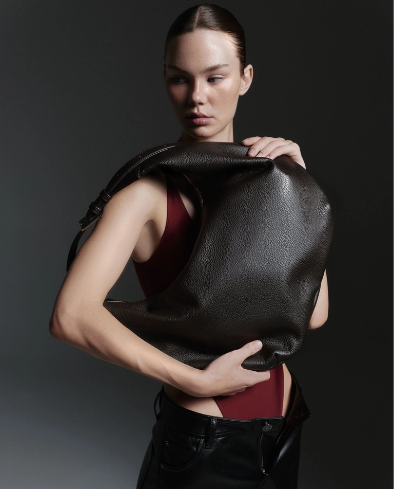 Brązowa torebka na ramię Hobo Drop