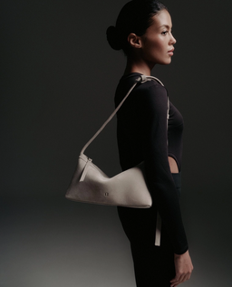 Skórzana torebka na ramię Anny Ivory - Image #1