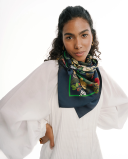 Jedwabna apaszka Endemic Navy - Image #5