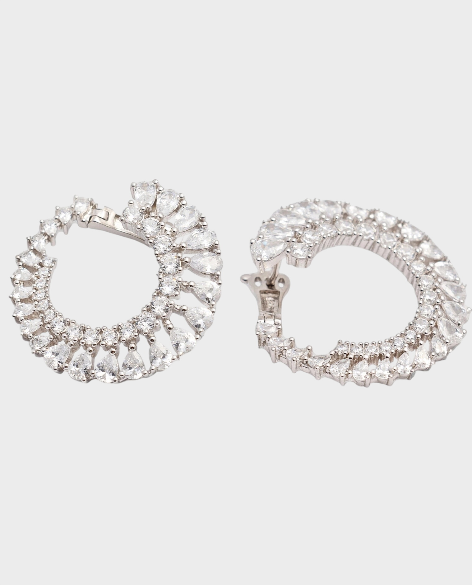 Okrągłe kolczyki z cyrkoniami Mia - Image #5