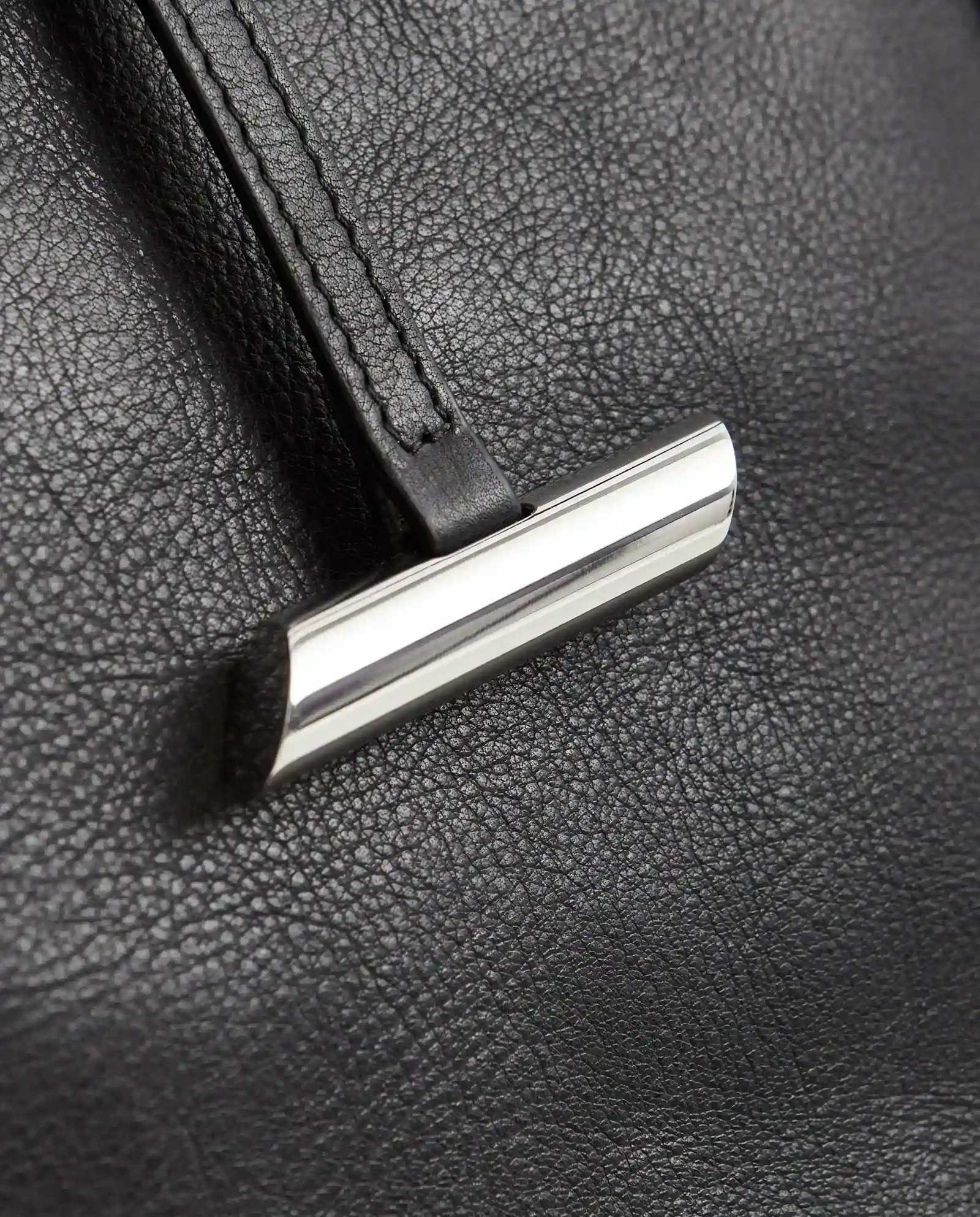 Czarna torba Penne Tote - Image #4