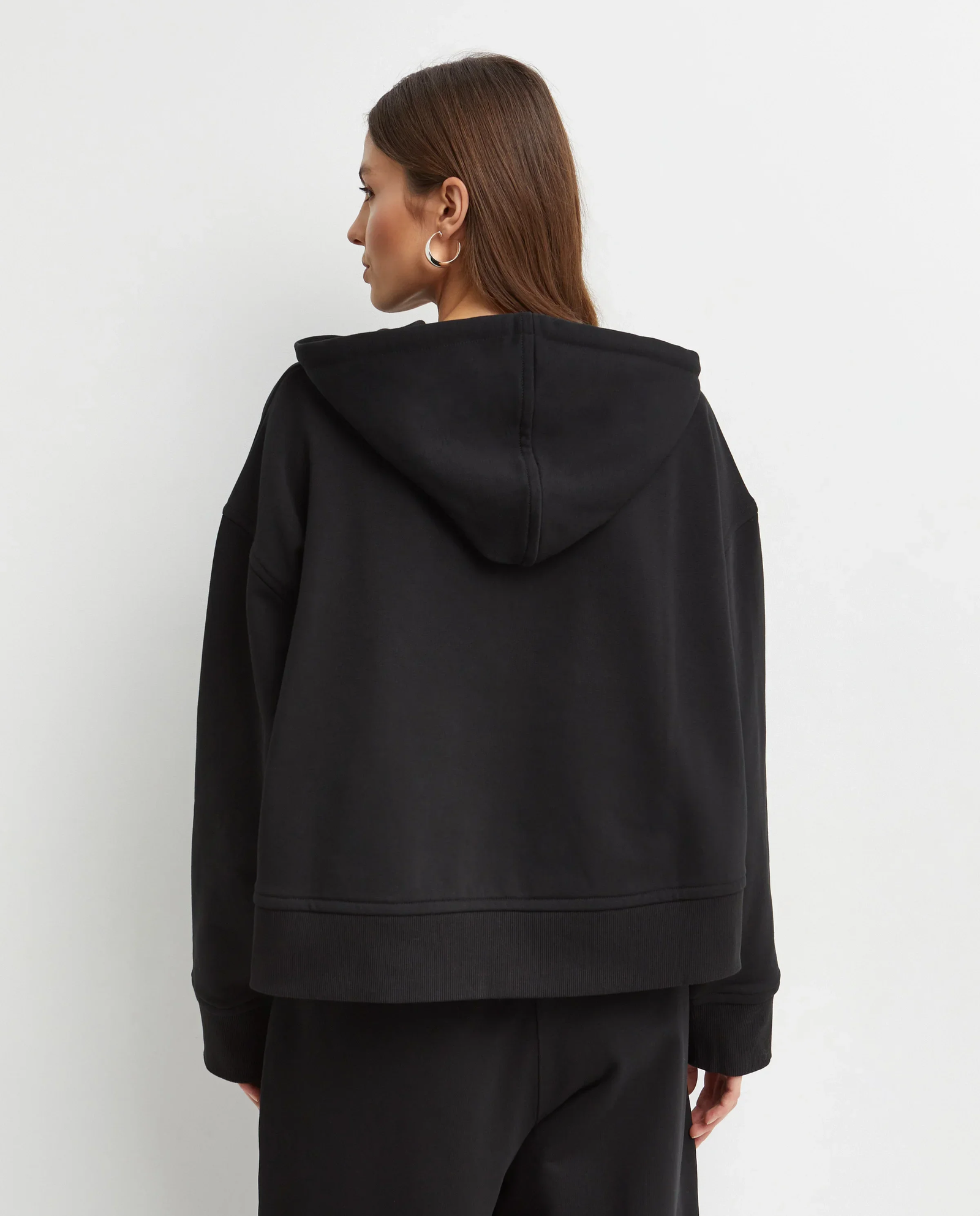 Czarna bluza z kapturem - Image #3