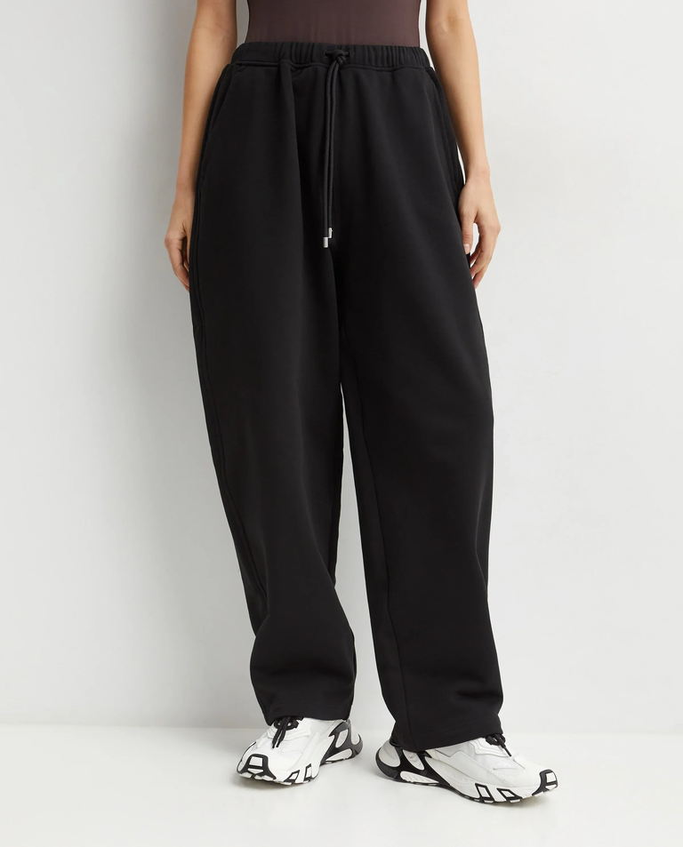 Czarne spodnie polarowe