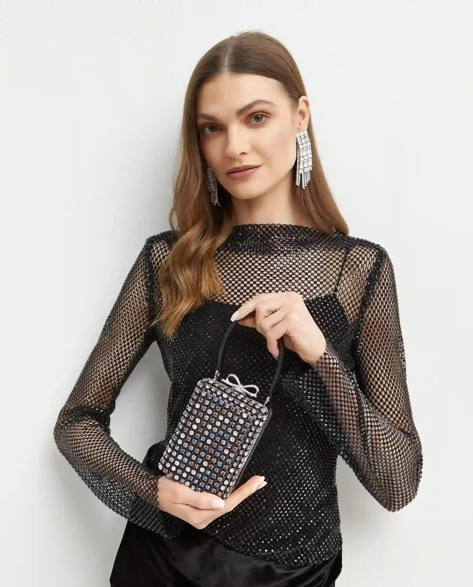 Czarna  torebka z kryształami - Image #1