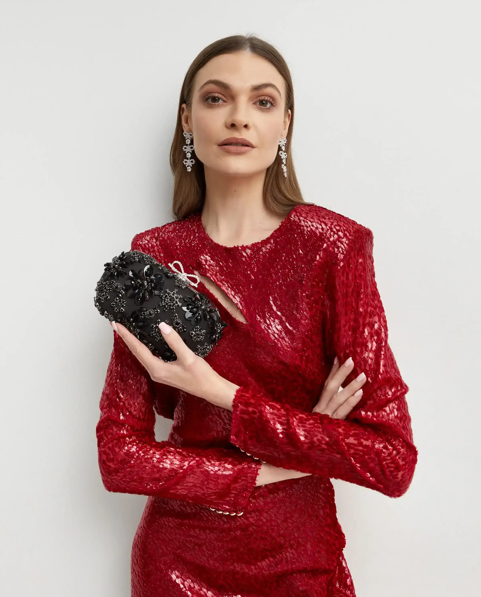 Czarna satynowa kopertówka - Image #1