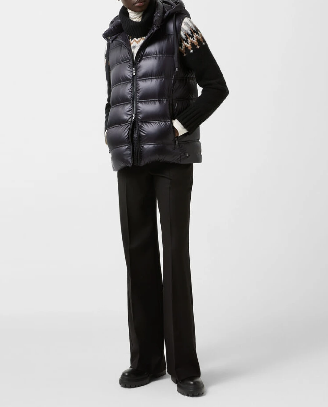 Czarny puchowy bezrękawnik Liddy - Image #4