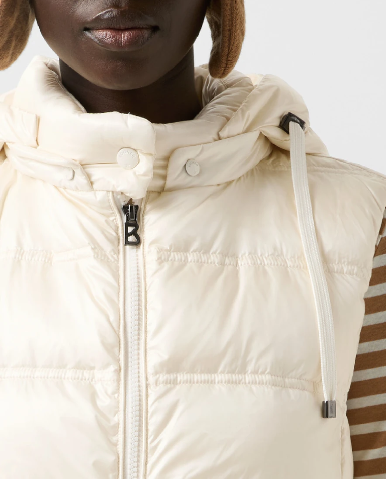 Kremowy puchowy bezrękawnik Liddy - Image #6
