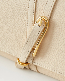 Kremowa kopertówka z paskiem - Image #4