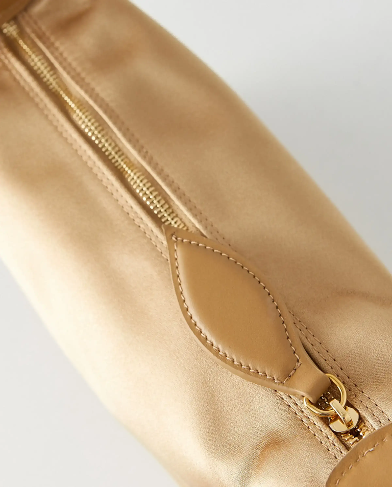 Beżowa torebka Pillow Pouch Micro - Image #4