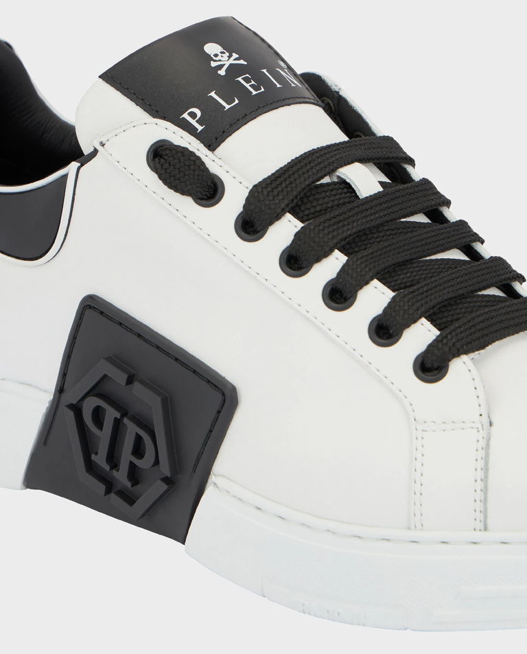 Biało-czarne sneakers Low-top Phantom Kick$ - Image #6