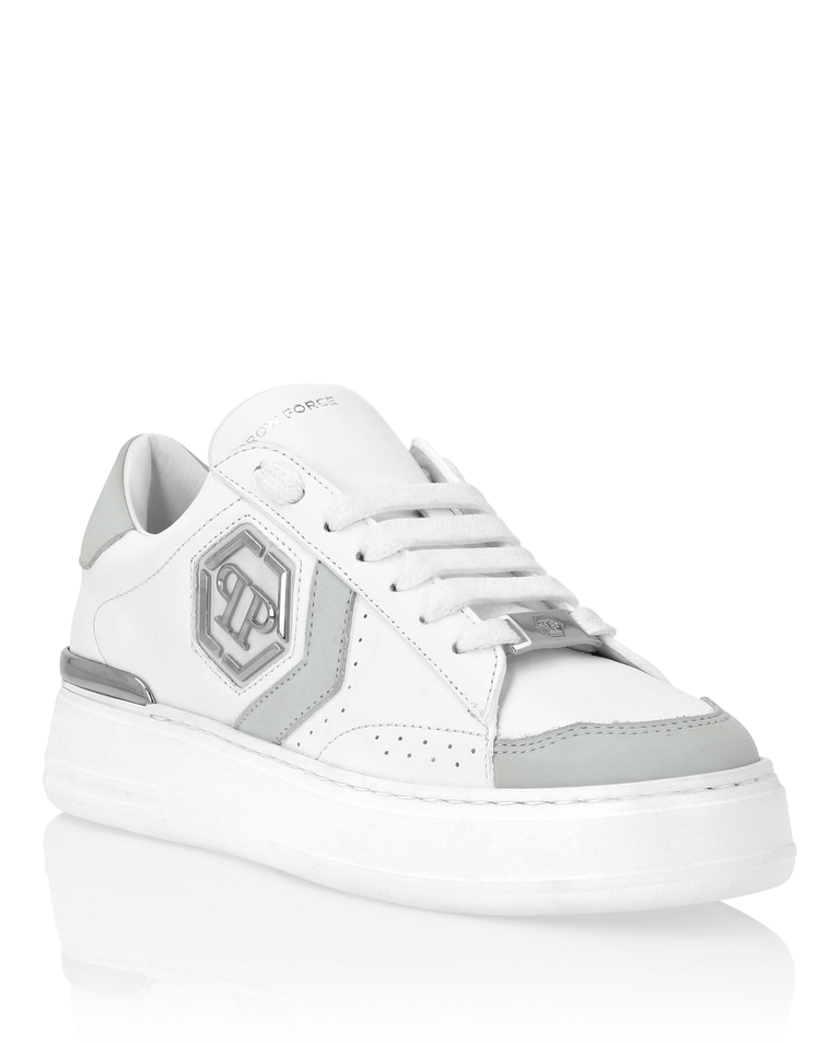 Białe sneakersy Arrow Force