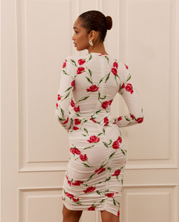 Biała sukienka w róże Amina - Image #3