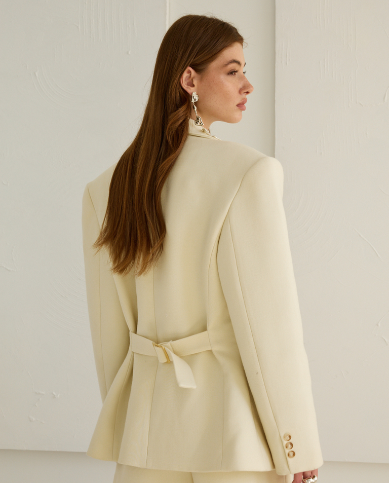 Jasna marynarka oversizowa Roma - Image #4