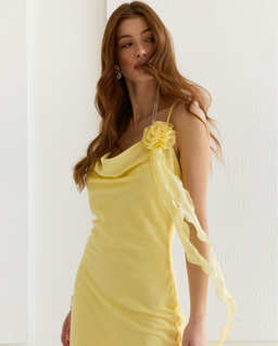 Żółta sukienka maxi Audrey - Image #2