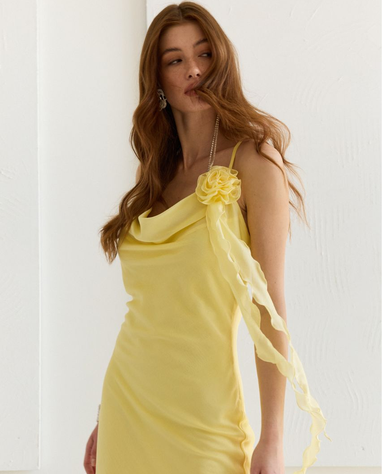 Żółta sukienka maxi Audrey - Image #2