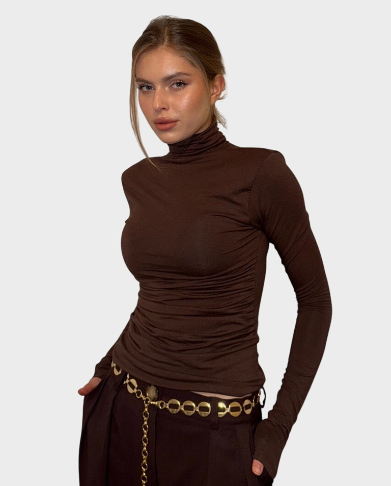 Brązowy golf Andrea