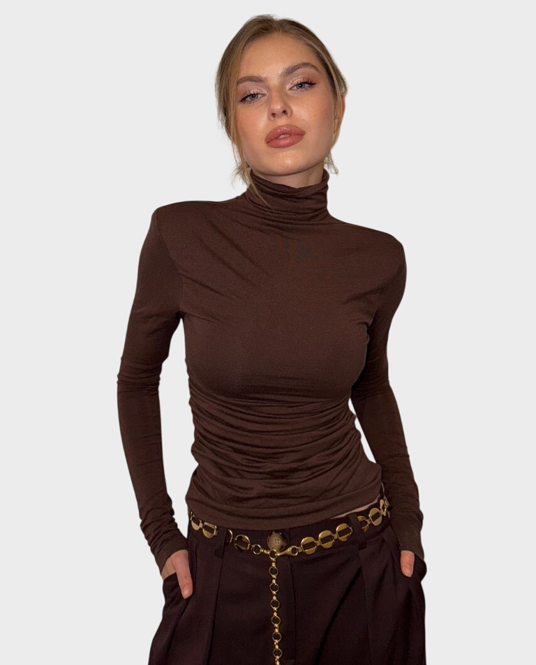 Brązowy golf Andrea