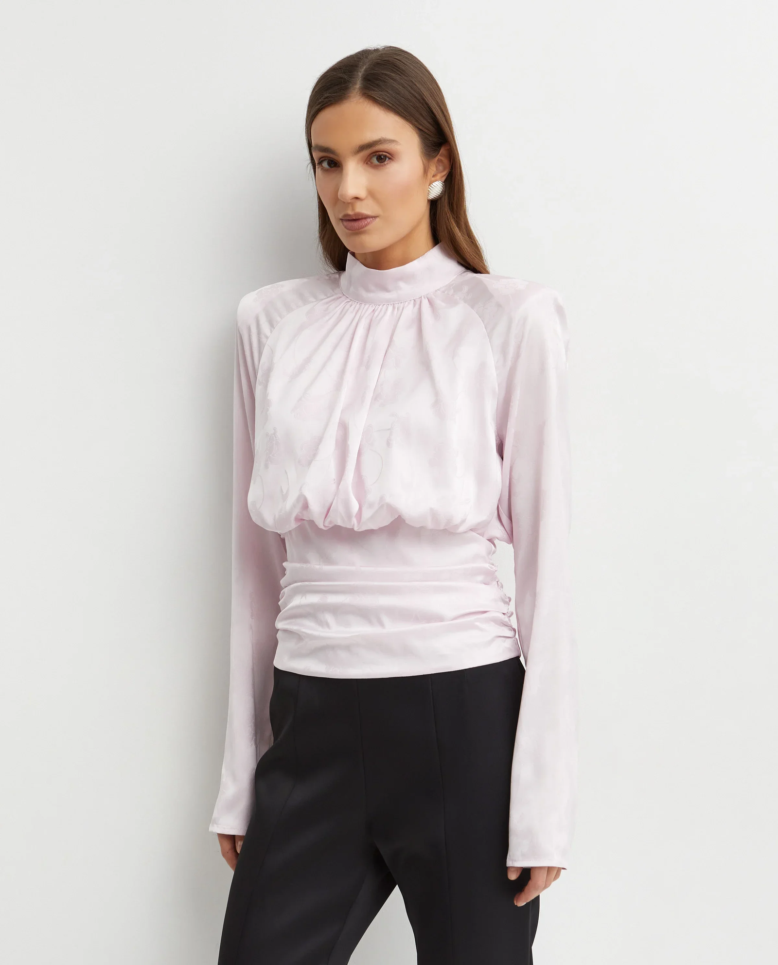 Jasnoróżowa bluzka z żakardowym wzorem - Image #0