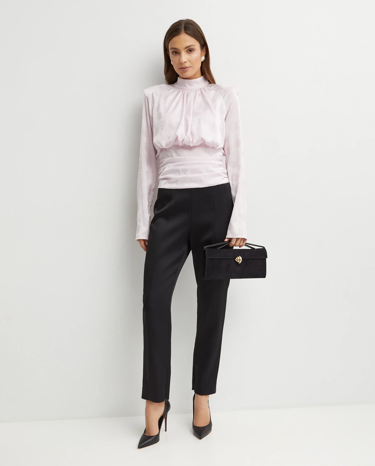 Jasnoróżowa bluzka z żakardowym wzorem - Image #2