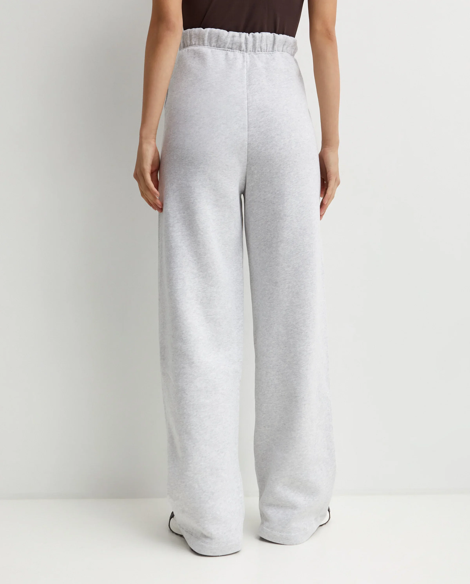 Jasnoszare spodnie dresowe - Image #3