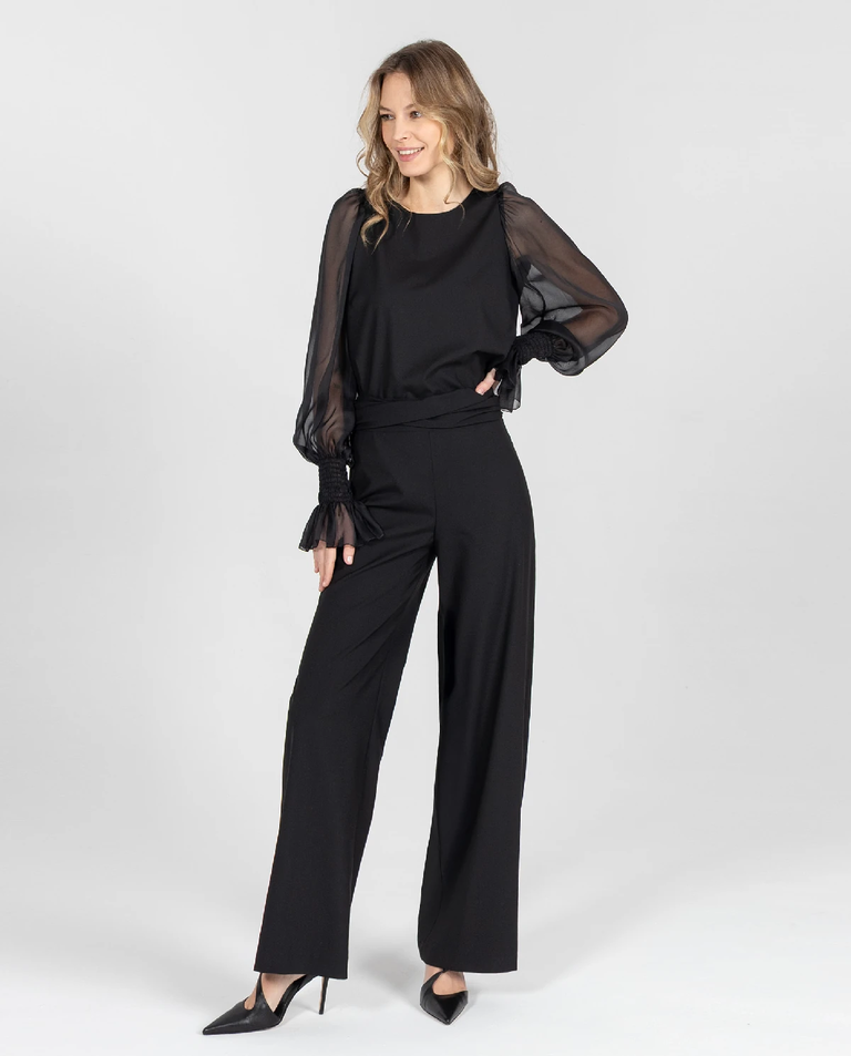 Czarna bluzka z szyfonowymi rękawami