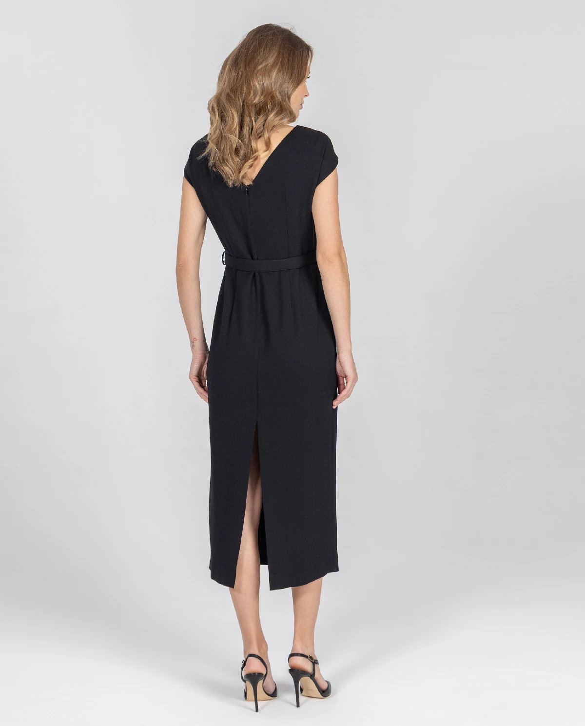 Czarna sukienka z frędzlami - Image #2