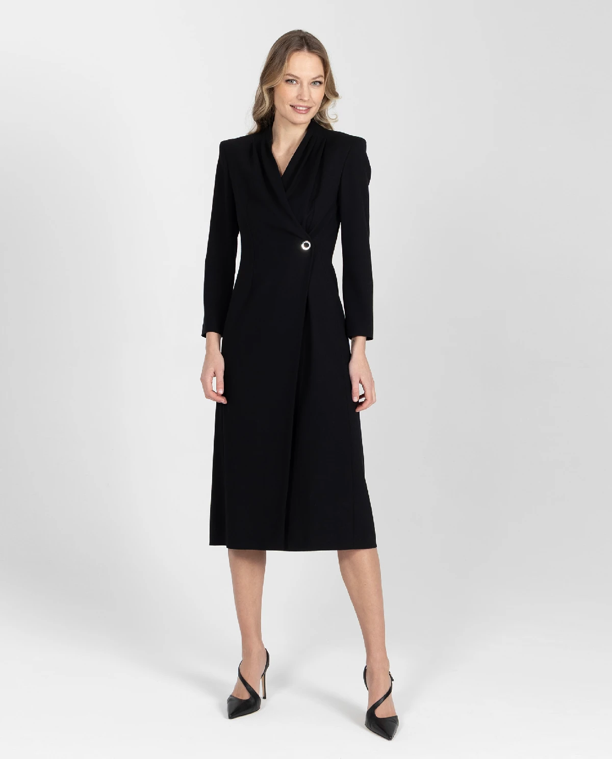 Czarna elegancka sukienka midi - Image #1