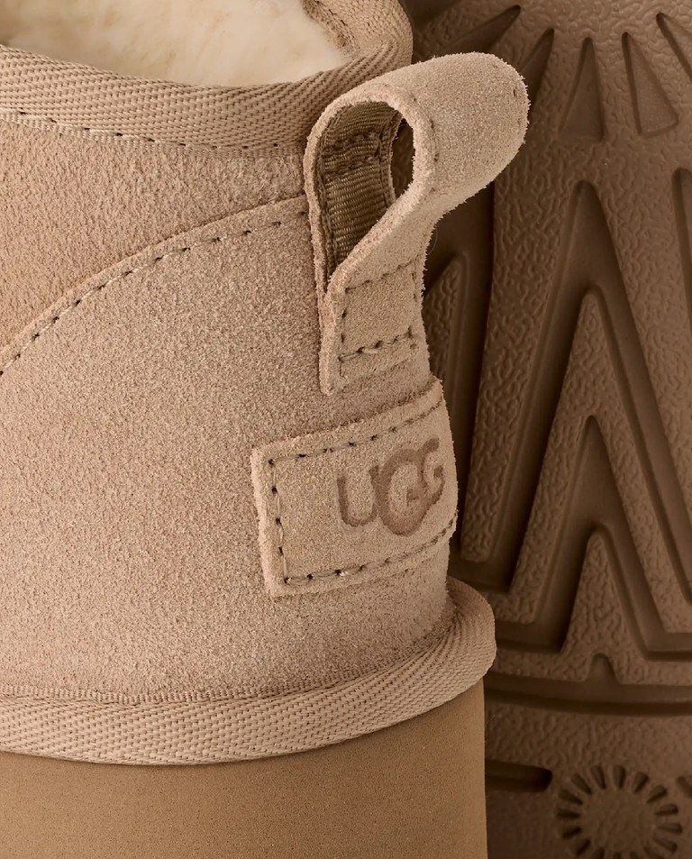 Beżowe śniegowce Classic Ultra Mini Platform - Image #4