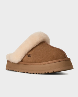 Beżowe klapki z futerkiem i logo - Image #2