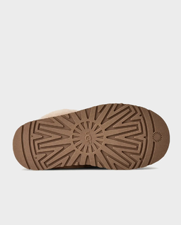 Beżowe klapki z futerkiem i logo - Image #5