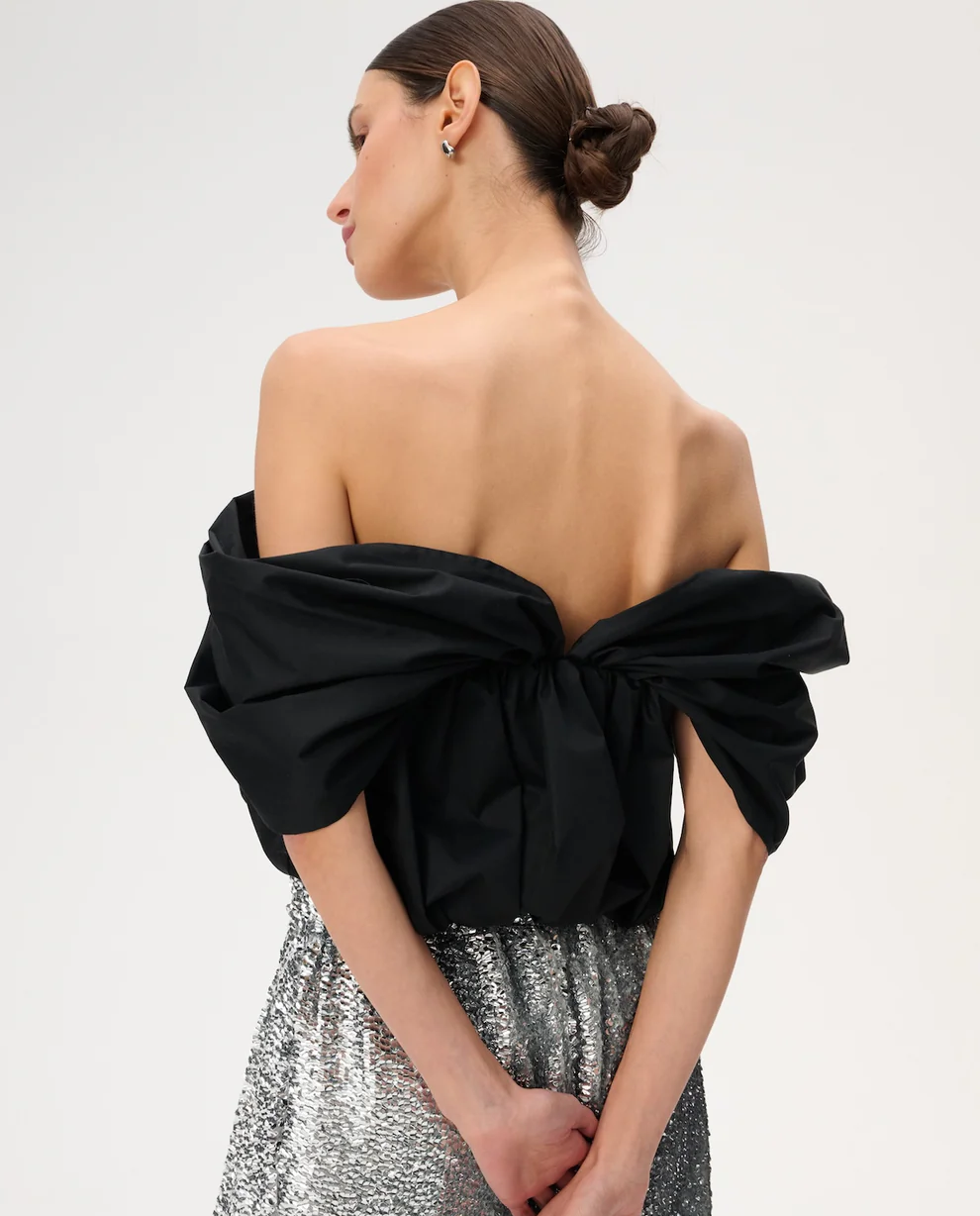 Czarny  top o krótkim kroju Yena - Image #2