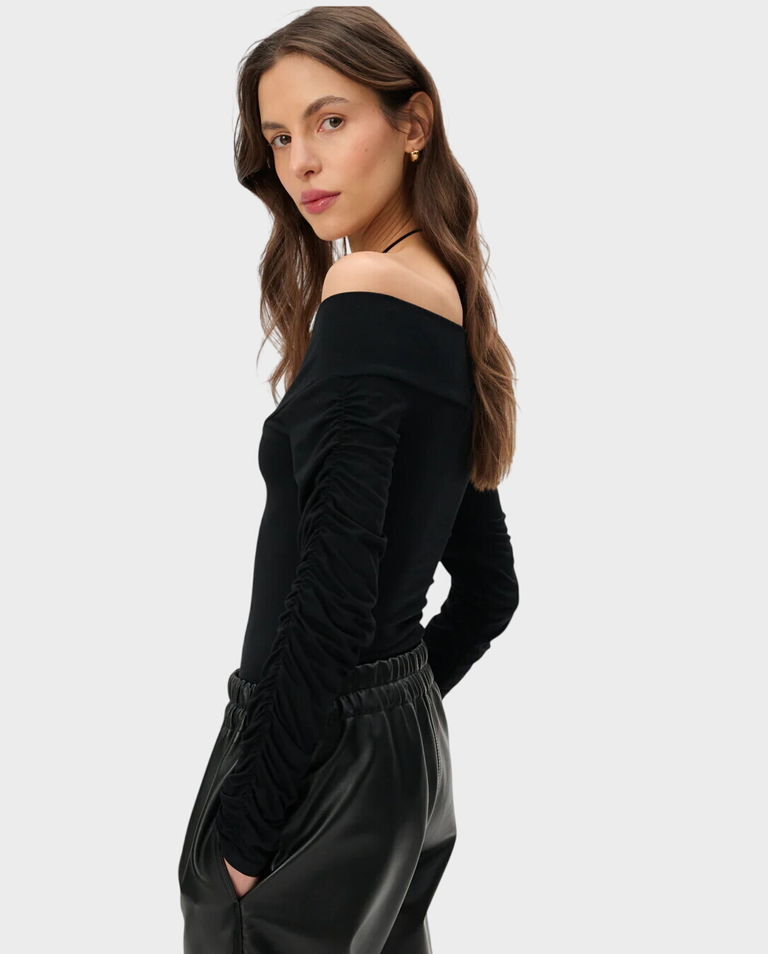 Czarne body off-shoulder Sophie