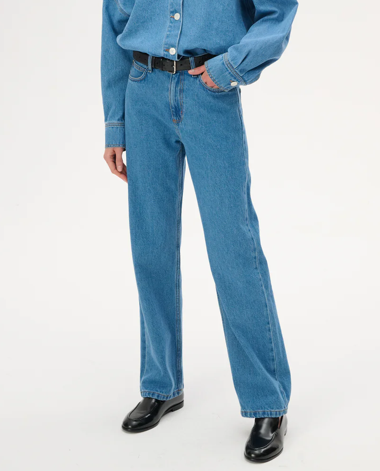 Jasnoniebieskie jeansy Moss